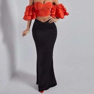Ruched Front Mermaid Hem Skirt